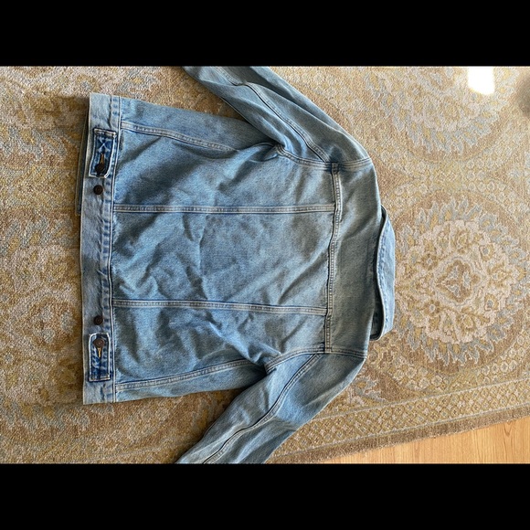 Levi’s Jean Jacket - Picture 4 of 8